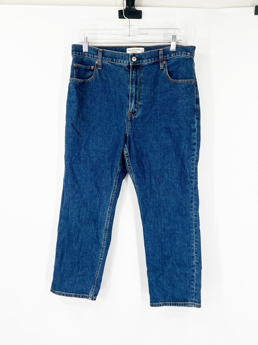 Abercrombie & Fitch The Ankle Straight Jeans Ultra High Rise